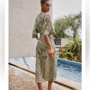 NWT 🔥ZARA Textured Wrap Midi Dress NWT | XL